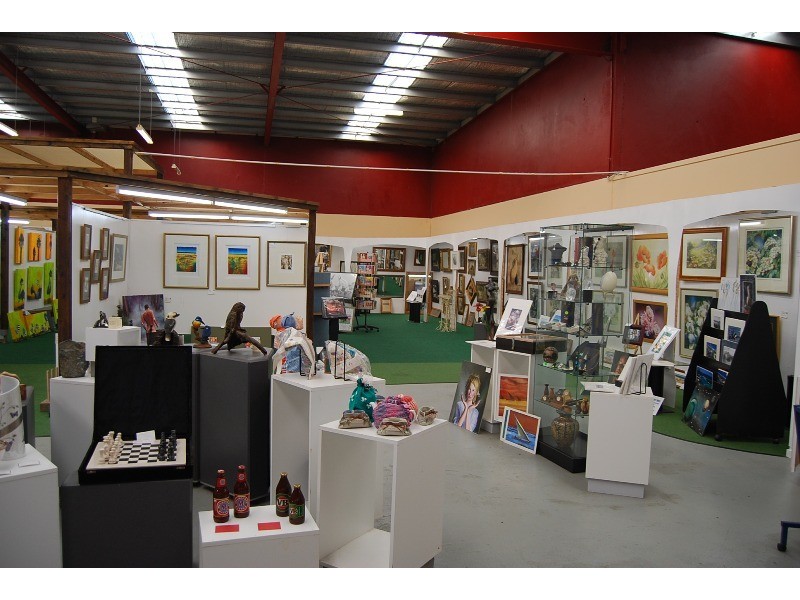 6 Gray Street, Lakes Entrance VIC 3909