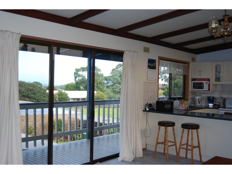 29 Grandview Road, Lakes Entrance VIC 3909