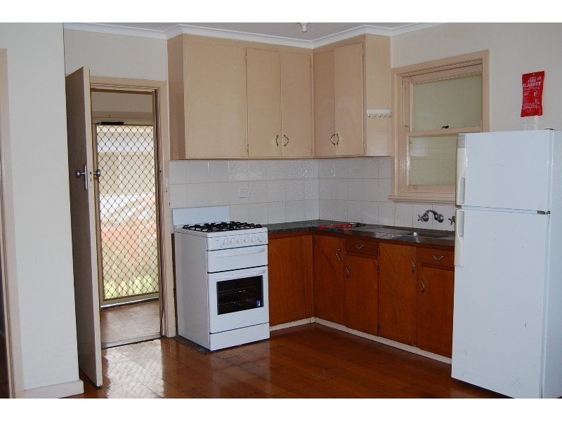 1/13 Princes Highway, Lakes Entrance VIC 3909