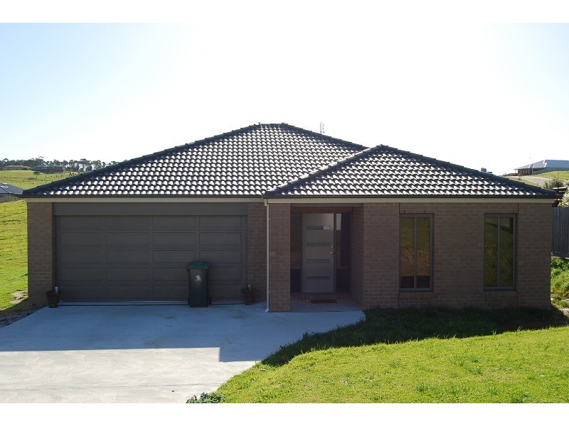 97 Stirling Drive, Lakes Entrance VIC 3909