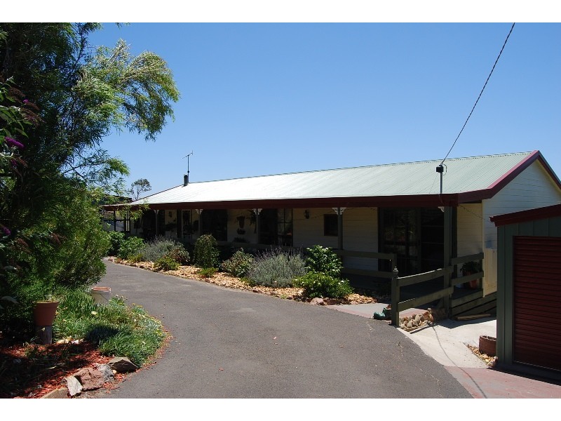 141 Hunters Lane, Lakes Entrance VIC 3909