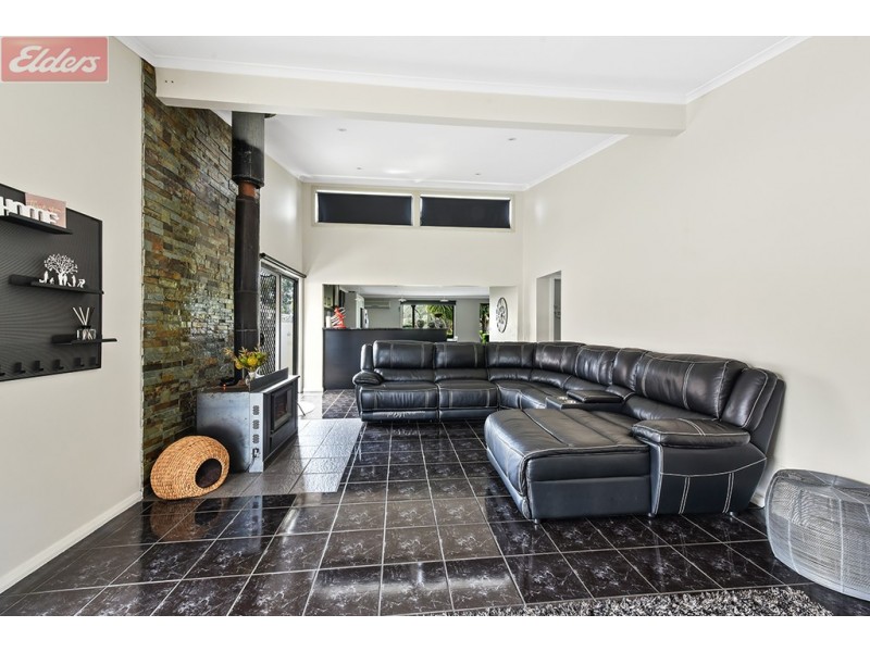 49 Point Road, Kalimna VIC 3909