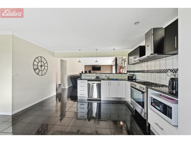 49 Point Road, Kalimna VIC 3909