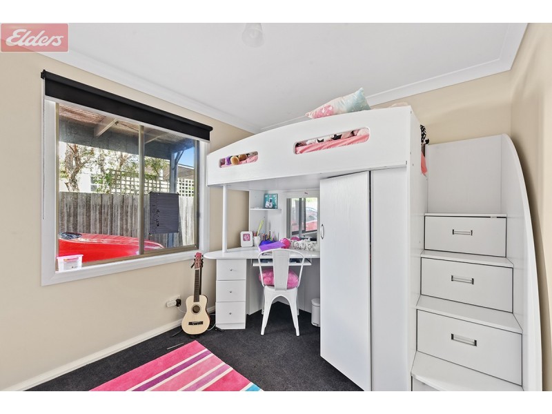 49 Point Road, Kalimna VIC 3909