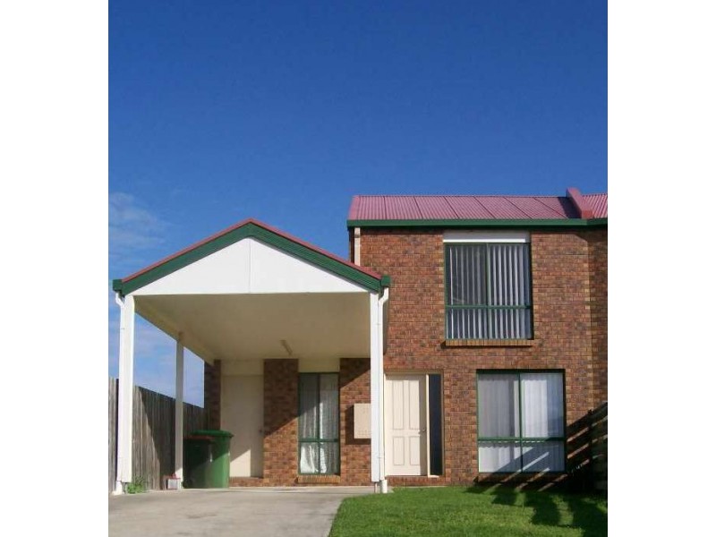 4/28 BungYarnda Court, Lakes Entrance VIC 3909