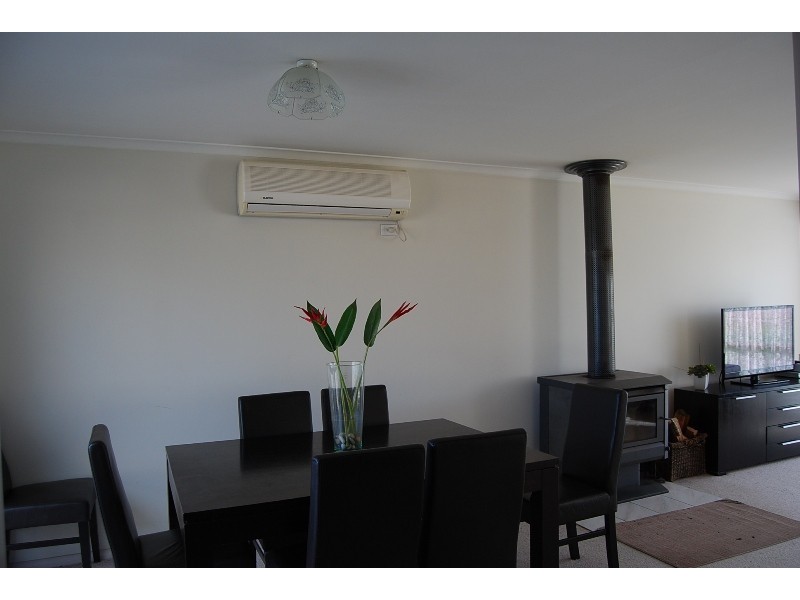 12 Stirling Drive, Lakes Entrance VIC 3909