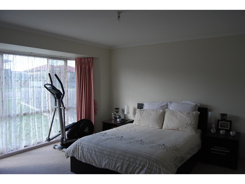12 Stirling Drive, Lakes Entrance VIC 3909