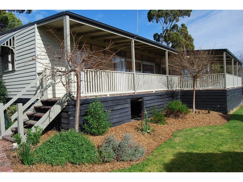 86B Capes Road, Lakes Entrance VIC 3909