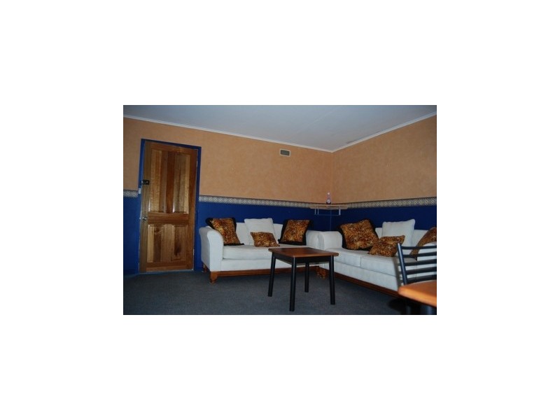 1/36 Carpenter, Lakes Entrance VIC 3909