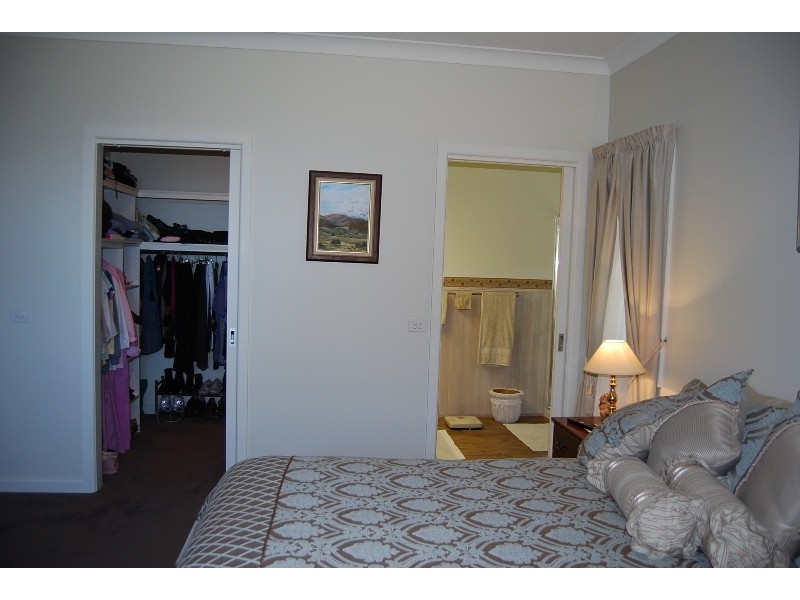 72B Gold Ring Road, Lakes Entrance VIC 3909