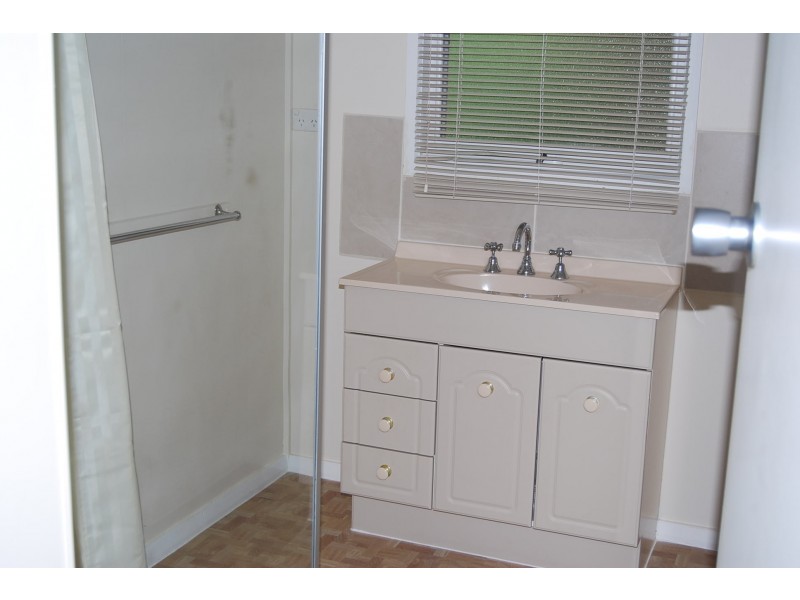 5 McRae Street, Lakes Entrance VIC 3909