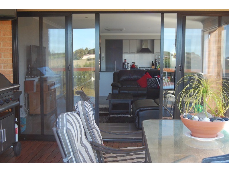 22  Hunters Lane, Lakes Entrance VIC 3909