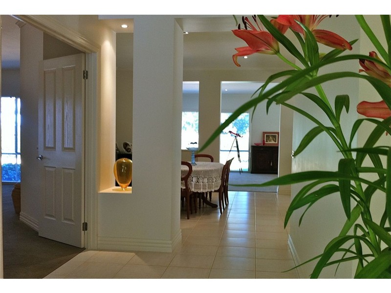 81 Lakeshore Drive, Nungurner VIC 3909