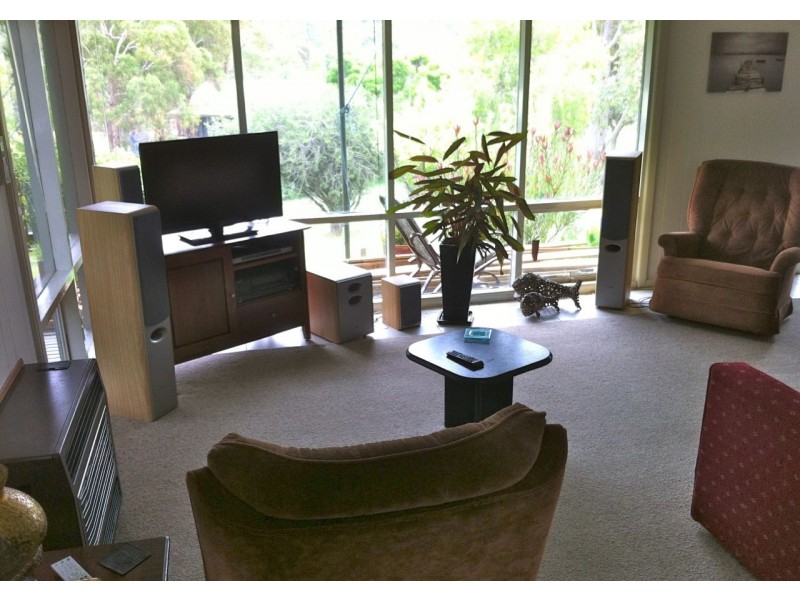 75 Park Road, Metung VIC 3904