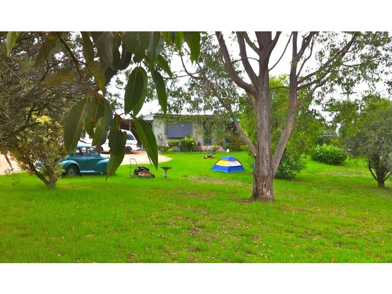 75 Park Road, Metung VIC 3904