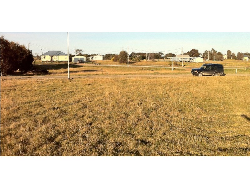 12  Falcon Grove, Metung VIC 3904