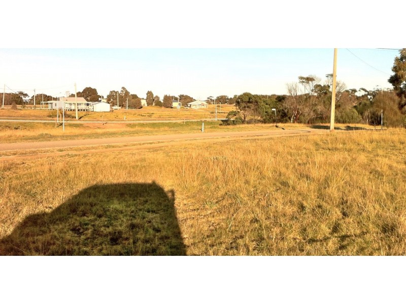 12  Falcon Grove, Metung VIC 3904