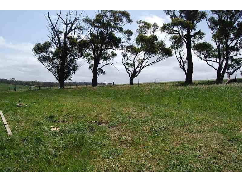 25 Warfe Drive, Lake Tyers Beach VIC 3909