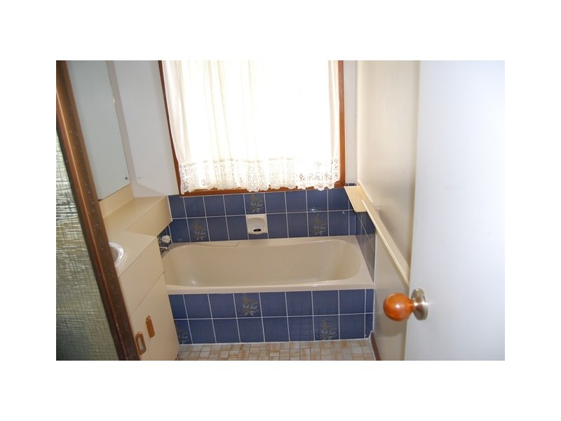 Lakes Entrance VIC 3909