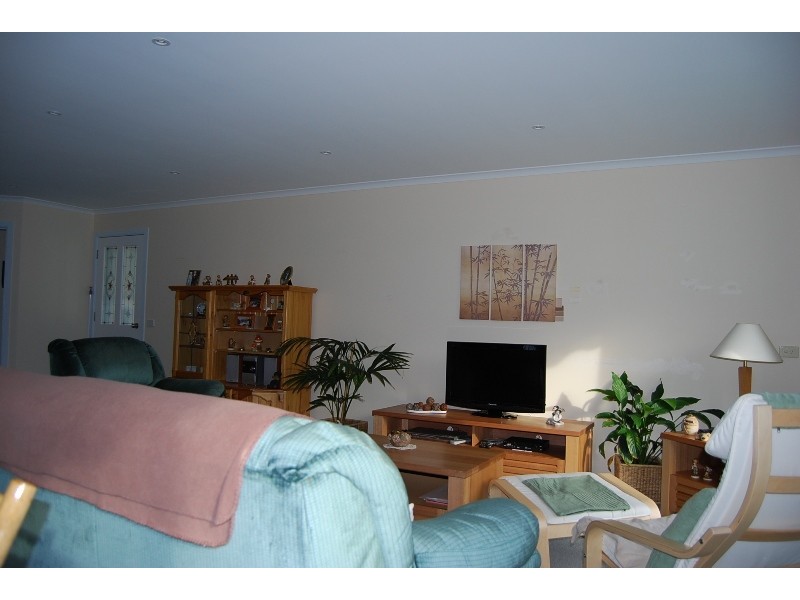 31-86 Golf Links Road, Lakes Entrance VIC 3909