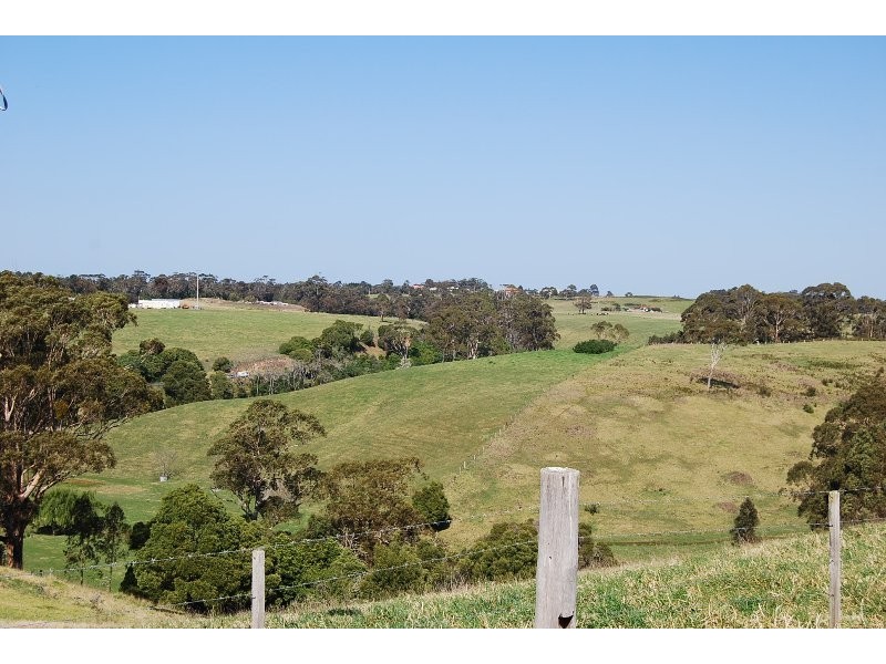 30 Raapita Road, Lakes Entrance VIC 3909