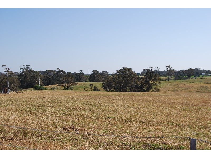 30 Raapita Road, Lakes Entrance VIC 3909