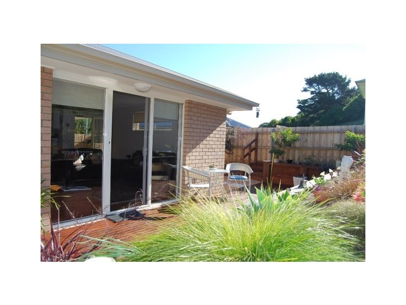 69 Golf Links Road, Lakes Entrance VIC 3909