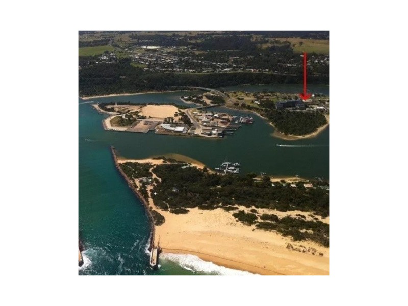 16 Marine Parade, Lakes Entrance VIC 3909