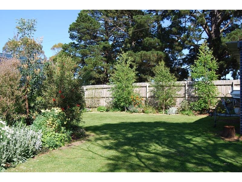 191 Hunters Lane, Lakes Entrance VIC 3909