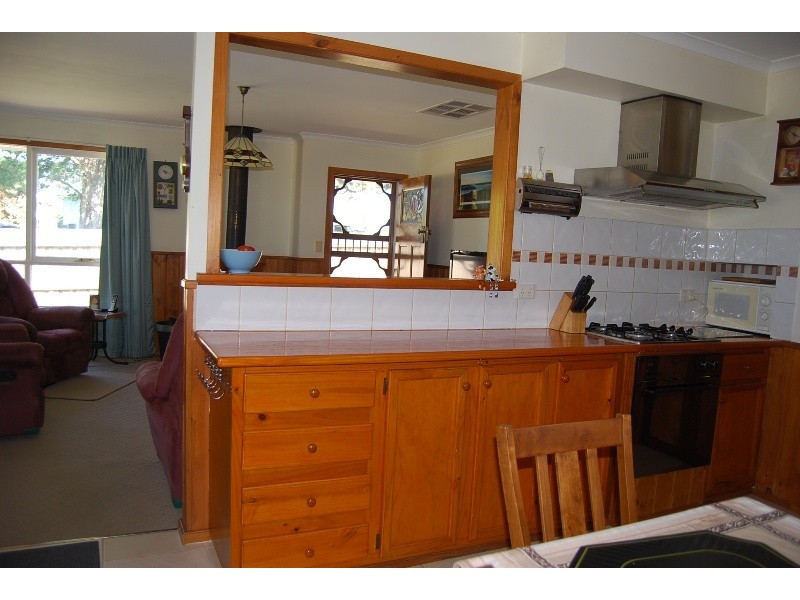 191 Hunters Lane, Lakes Entrance VIC 3909