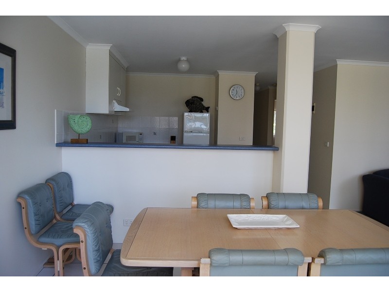 4 641 Esplanade, Lakes Entrance VIC 3909