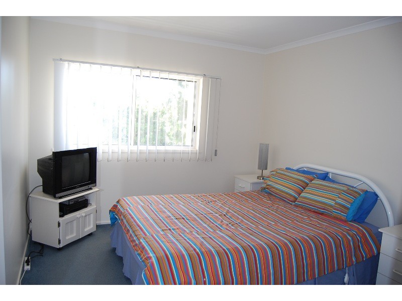 4 641 Esplanade, Lakes Entrance VIC 3909