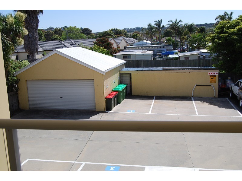 4 641 Esplanade, Lakes Entrance VIC 3909