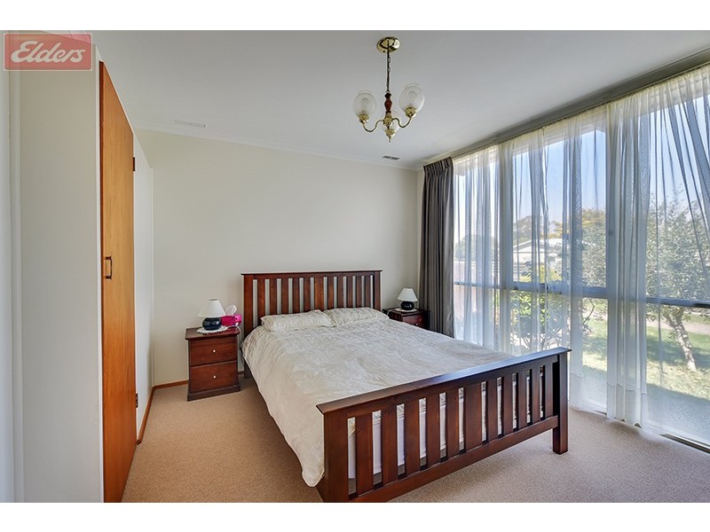 7 Eastern Beach Road, Lakes Entrance VIC 3909