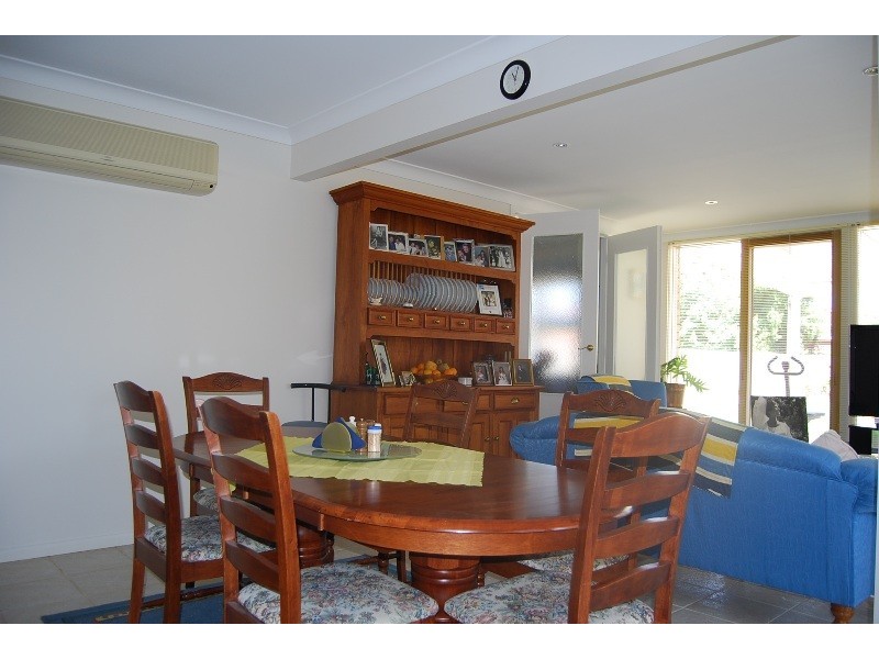 7 Bowler Street, Lakes Entrance VIC 3909