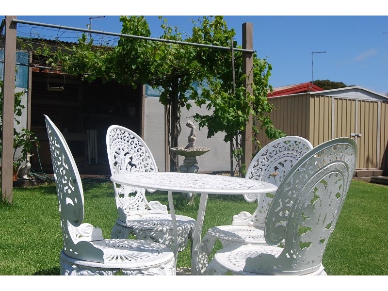 7 Bowler Street, Lakes Entrance VIC 3909