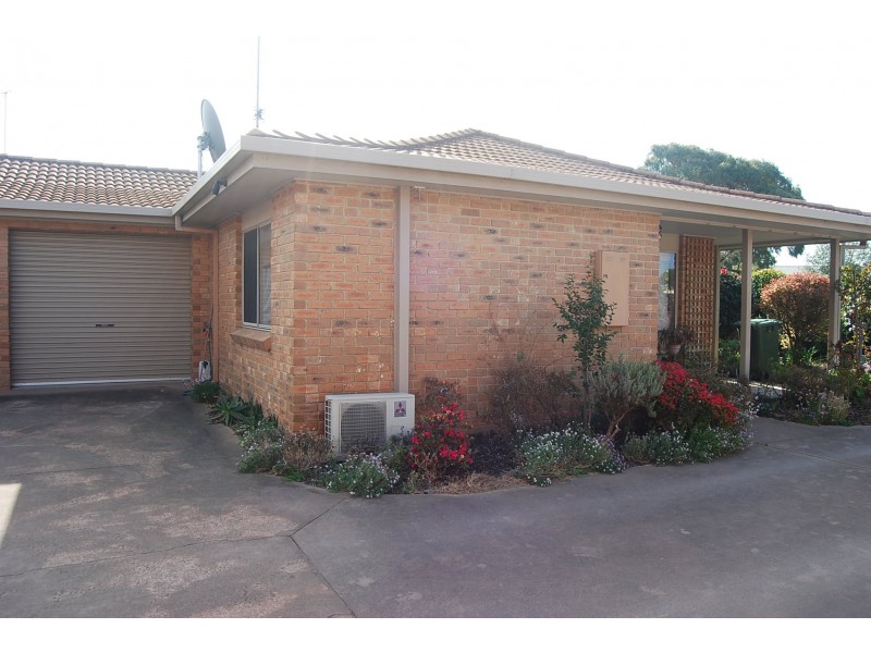 1/58 Coates Road, Lakes Entrance VIC 3909