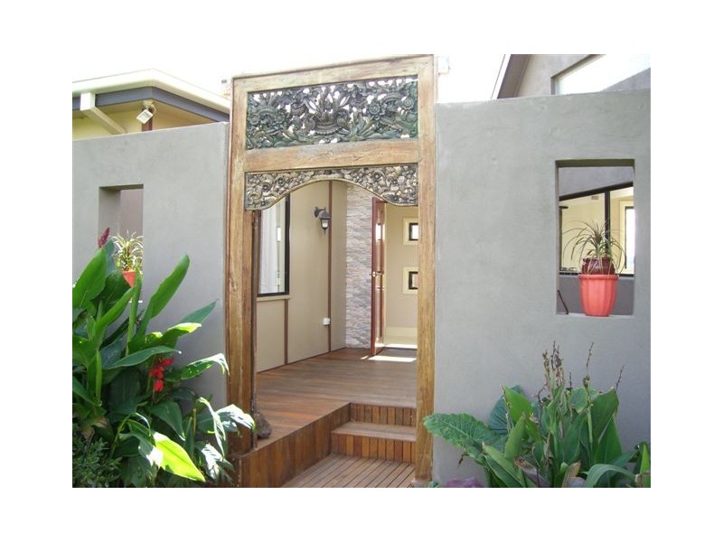 131 Albatross Road, Lakes Entrance VIC 3909