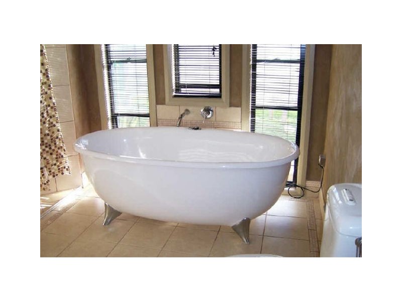 131 Albatross Road, Lakes Entrance VIC 3909