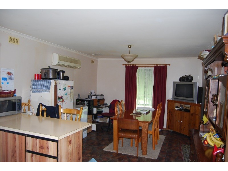 4 Campbell Grove, Lake Bunga VIC 3909