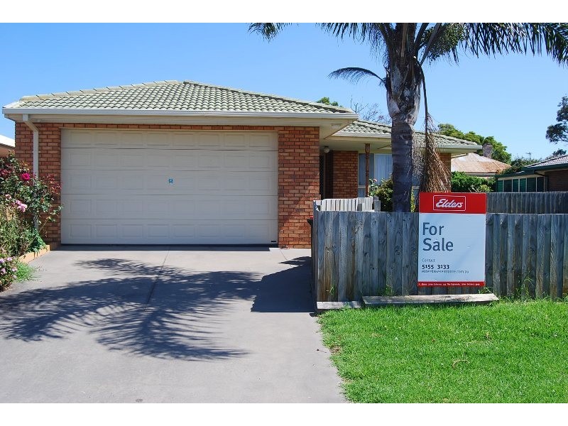 22 Rowe, Lakes Entrance VIC 3909