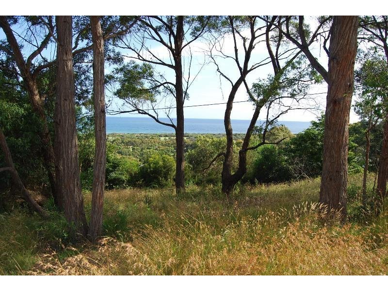 14 McRae Street, Lakes Entrance VIC 3909