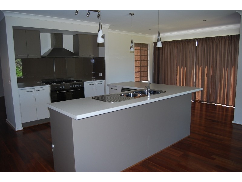 10 Georges Terrace, Swan Reach VIC 3903