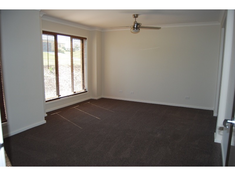 10 Georges Terrace, Swan Reach VIC 3903