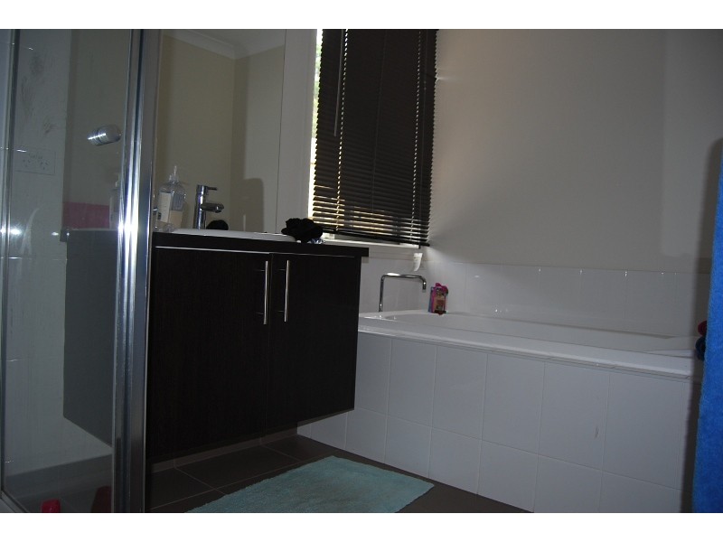 65a Golf Links Road, Lakes Entrance VIC 3909