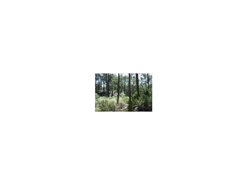 221 Baades, Lakes Entrance VIC 3909