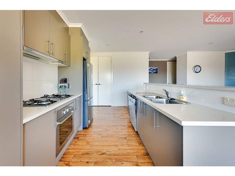 4 Kinkuna Court, Lakes Entrance VIC 3909