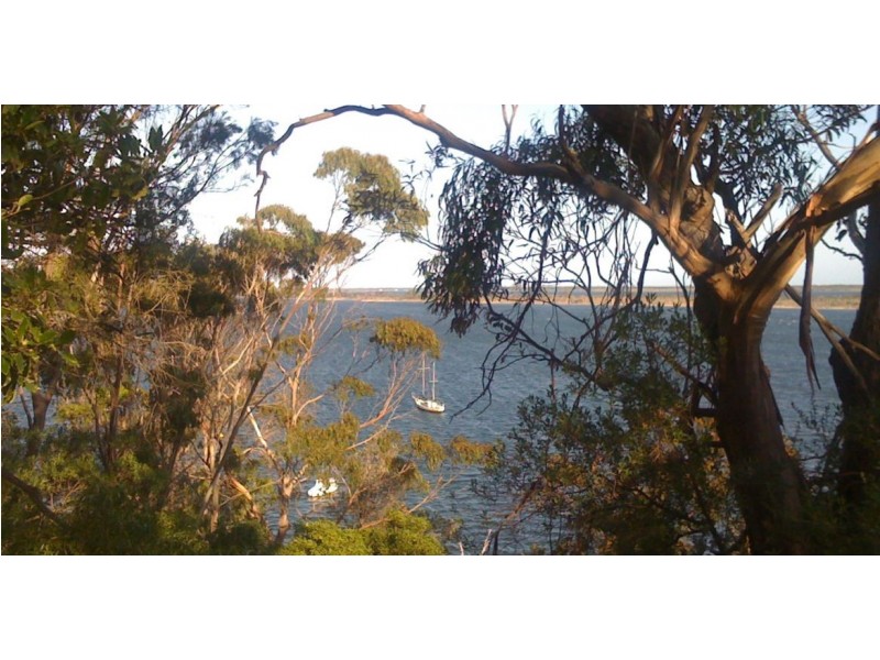 14 Bells Track, Nungurner VIC 3909