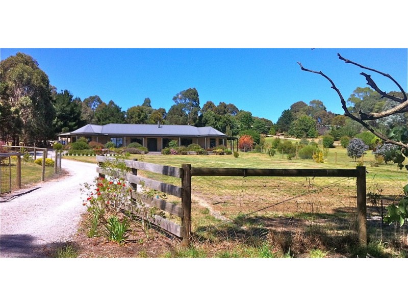 795 Nungurner Road, Metung VIC 3904