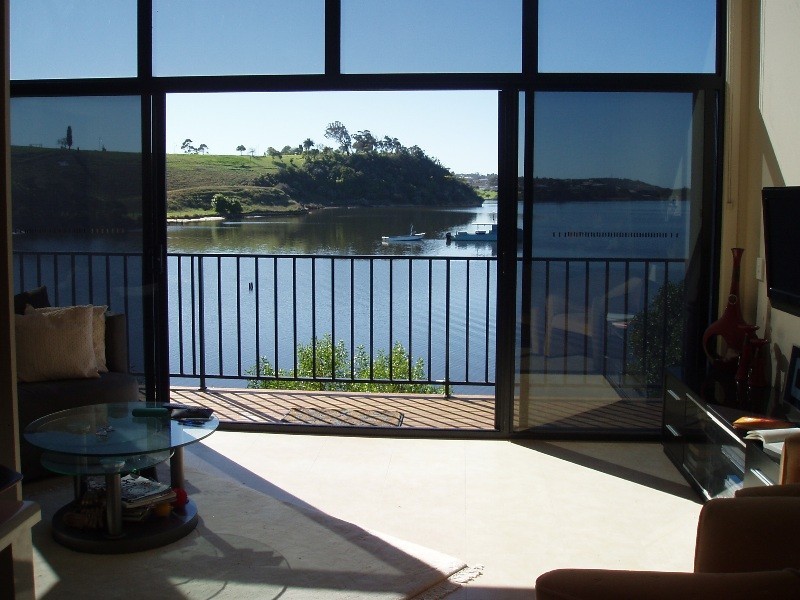 93 Seaview Parade, Lakes Entrance VIC 3909